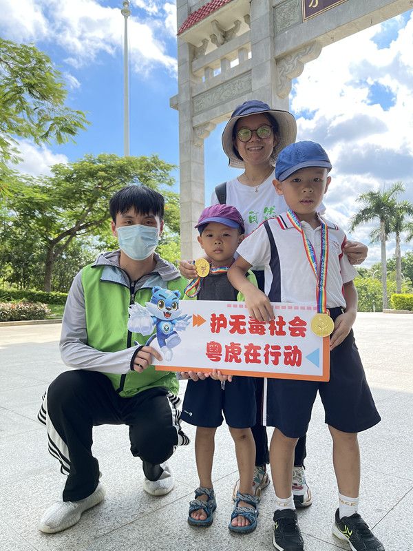 三鄉(xiāng)鎮(zhèn)開展“禁毒不停歇，人生不‘毒’行”宣傳活動照片4.jpg