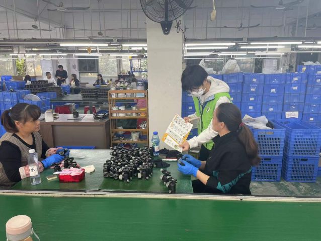 三鄉(xiāng)鎮(zhèn)開展“加強(qiáng)禁毒宣傳， 共創(chuàng)無毒企業(yè)”活動(dòng)照片1.jpg