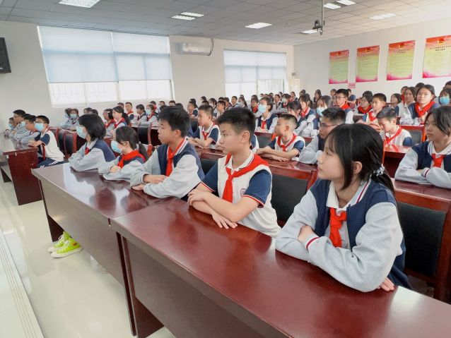 三鄉(xiāng)鎮(zhèn)開展“上好開學第一課，師生共筑‘防毒墻’”活動圖片1.JPG